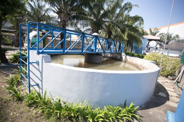 Fabrikada küçük atık su arıtma sistemi