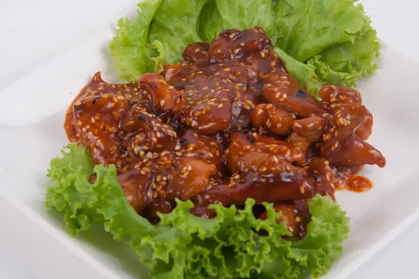 Tavuk için acı biber sosu