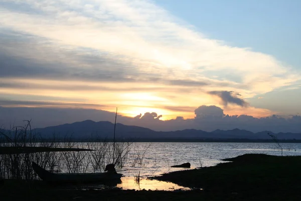 Coucher Soleil Sur Lac Dans Parc National Beau Paysage Forêt — Photo