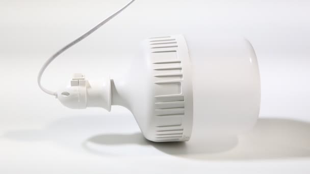 Energy-saving, eco-friendly Led bulb lamp  on a white background. Closeup — Stock Video