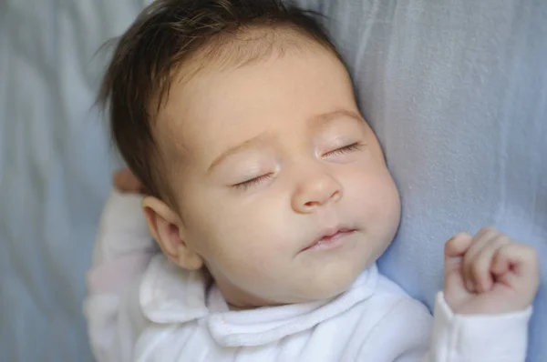 Newborn Baby Girl Sleeping Blue Sheets Home — Stock Photo, Image