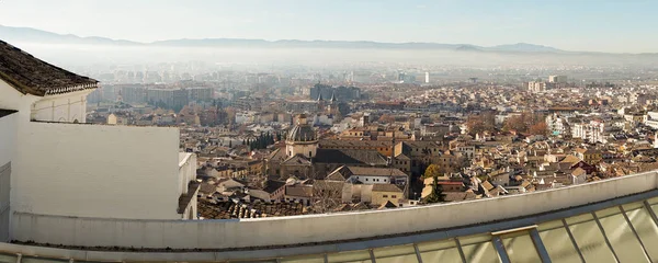 Vista panorámica de la ciudad de Granada — Foto de Stock