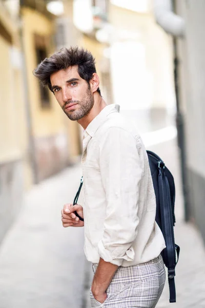 Young man sightseeing enjoying the streets of Granada — Stock Photo, Image