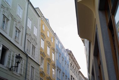 A satır evler eski şehir Linz, Avusturya