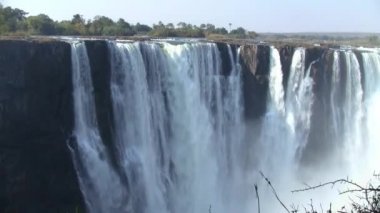 Victoria Şelalesi ve Boğaz Yuvarlanan Beyaz Su ile, Zambezi Nehri, Zimbabve ve Zambiya arasında, Afrika