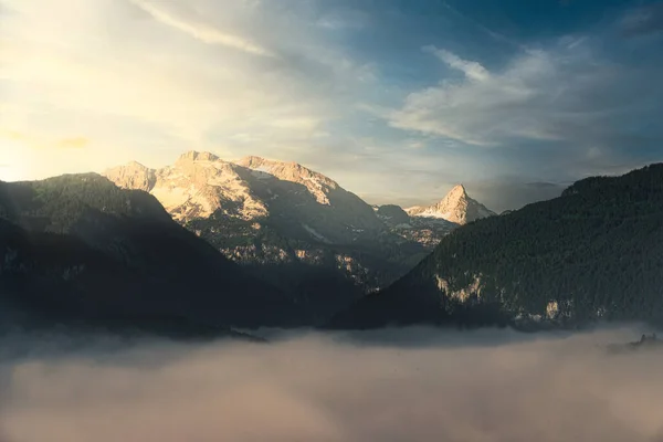 Красивий Вид Гори Панорамній Зоні Баварії Туманний Хмарний День — стокове фото
