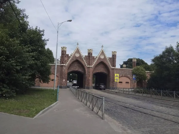 Kaliningrad Brandenburg Kapısı. Rusya'nın görülecek. Bir şehir kapıları Kaliningrad kalan yedi.