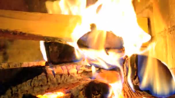 Hot Fire Blazes Stone Fireplace Reflected Brick Walls Christmas — Stock Video