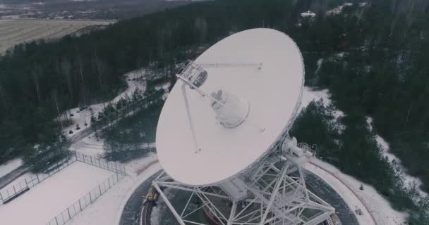 一台大型射电望远镜倾听宇宙的声音 — 图库视频影像