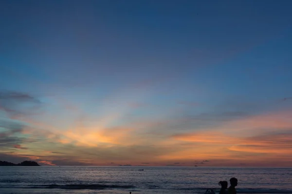 Puesta Sol Playa Patong Phu Ket Tailandia —  Fotos de Stock