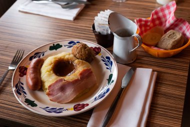 stammpot, Hollanda geleneksel çanak