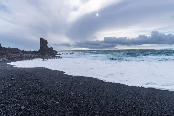 İzlanda 'daki Kara Kum Sahili