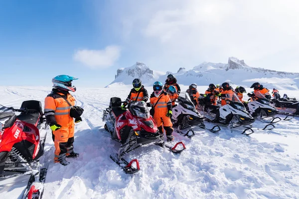 Kar İzlanda gracier mobil