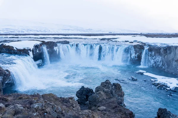 İzlanda 'da Dettifoss Şelalesi
