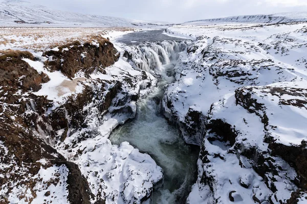 Hraunfossar vattenfall på Island — Stockfoto