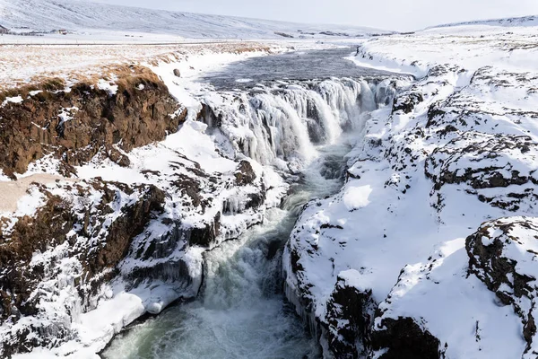 Hraunfossar vattenfall på Island — Stockfoto