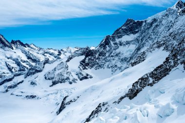 İsviçre Alpleri sahne
