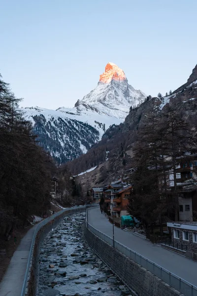 Nascer do sol em zermatt Fotos De Bancos De Imagens