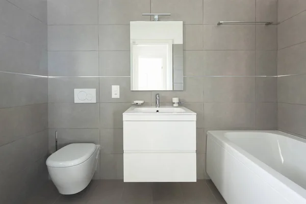 Moderne Badkamer Met Grote Tiles Nieuw Gebouwde Appartement Niemand Binnen — Stockfoto