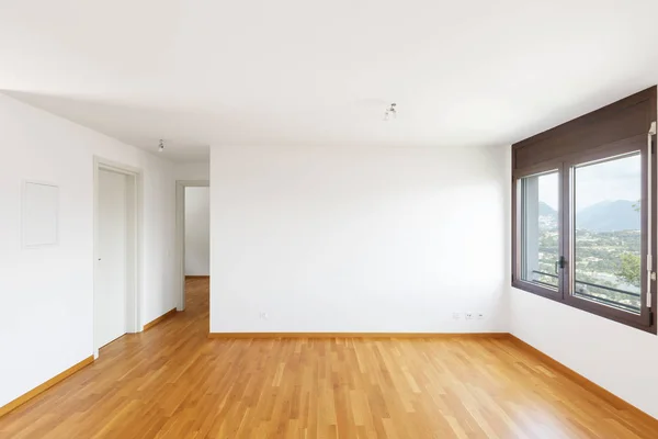 White Empty Room Parquet Modern Apartment Large Windows Overlooking Lake — Stock Photo, Image