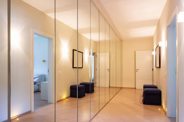 Corridor Wardrobes Mirrors Nobody — Stock Photo, Image