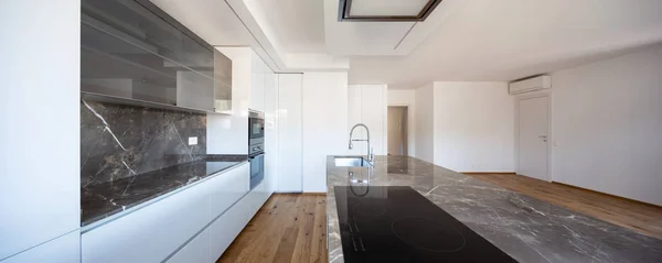 Interior Apartamento Lujo Moderno Ático Vacío Cocina Abierta — Foto de Stock