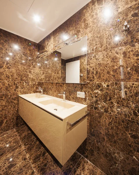 Interior Apartamento Moderno Ninguém Dentro Banheiro — Fotografia de Stock