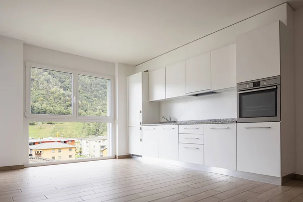 Salón Con Cocina Gran Pared Blanca Hay Nadie Adentro —  Fotos de Stock