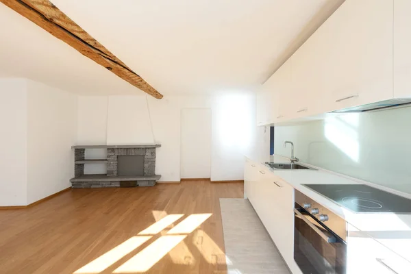 Moder Cuisine Vide Dans Appartement Moderne — Photo