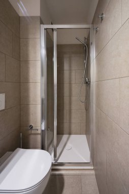 Boş modern mermer banyo, zarif. Kopya alanı ve içeride kimse yok