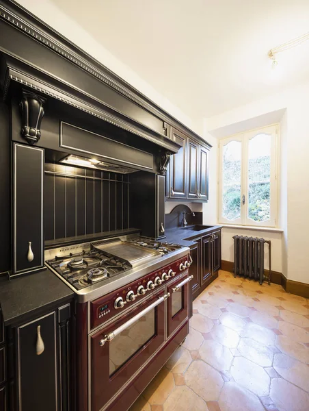 Kitchen Black Wooden Doors White Walls Nobody — Stock Photo, Image