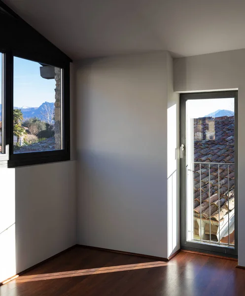 Detalle Ángulo Entre Dos Ventanas Luz Entra Directamente — Foto de Stock