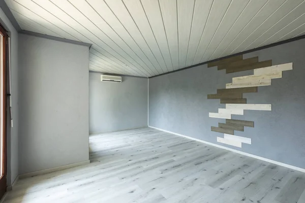 Chambre vide avec murs gris et parquet — Photo