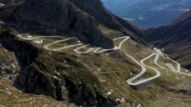 スイスのGotthard Passで美しいロードトリップ 空中風景 — ストック動画