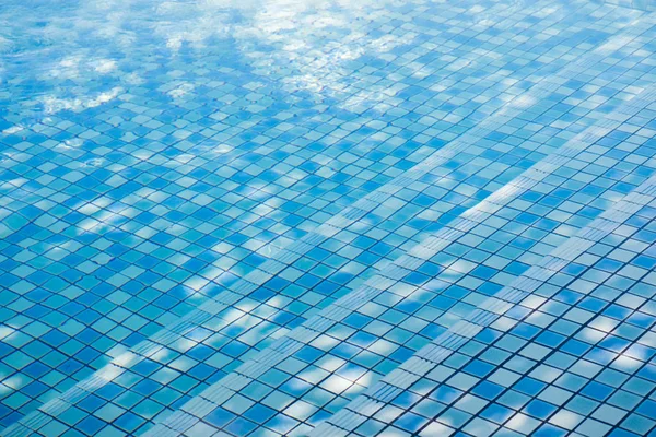 Textur Der Wasseroberfläche Oberfläche Des Blauen Schwimmbeckens Hintergrund Des Wassers — Stockfoto