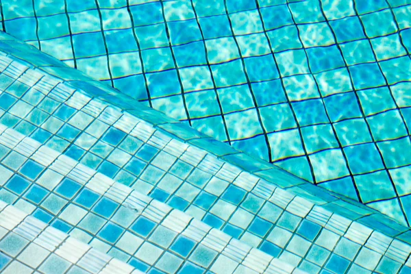 Treppe Schwimmbad Blauer Hintergrund — Stockfoto