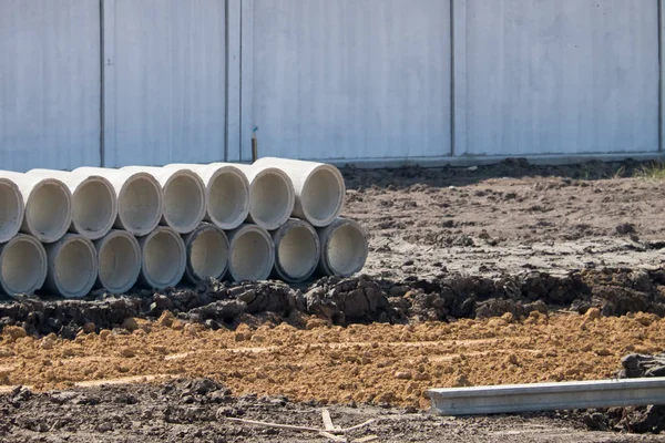 Concrete Drainage Pipes Housing Estate Building Construction Stacked Pipe — Stock Photo, Image