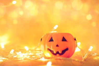 Jack O Lantern Cadılar Bayramı Balkabağı Parlak Bokeh etkisi geri geldi