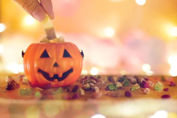 Jack O Lantern Halloween Pumpkin bright with bokeh effect backgr — Stock Photo, Image