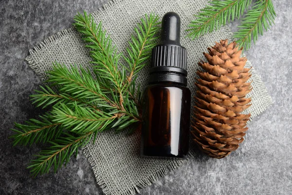 Spruce Aromterapi Olja Ekologisk Bio Wellnes — Stockfoto