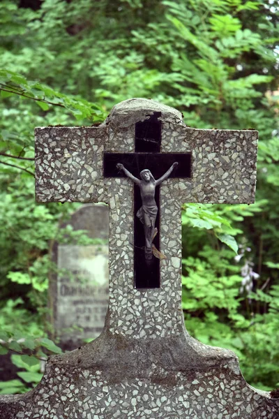 Old Mossy Cross Tombstone — Stock Photo, Image