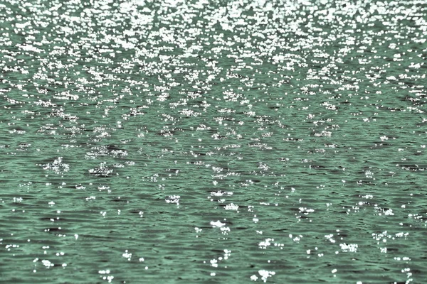 Acqua Del Lago Con Riflessi Sole — Foto Stock