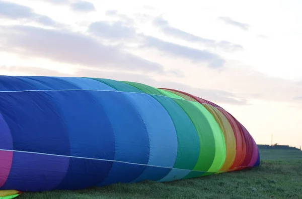 Colorido Fundo Balão Quente Com Cores Azul Verde — Fotografia de Stock