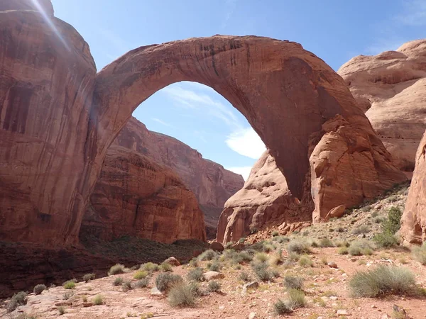 Gökkuşağı Köprüsü doğal kemer Utah Navajo karada