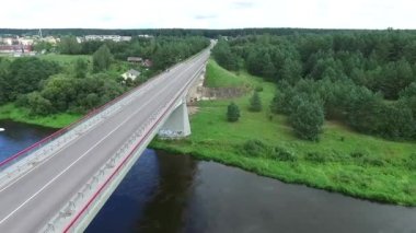Uçuş boyunca Nehri Köprüsü