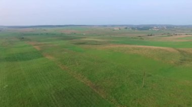 Güzel manzara üzerinde uçuş