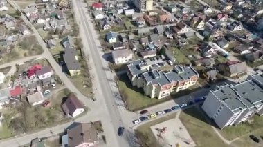 Hızlı dönüş ormanı yakınlarında uçuş bitti küçük kasaba