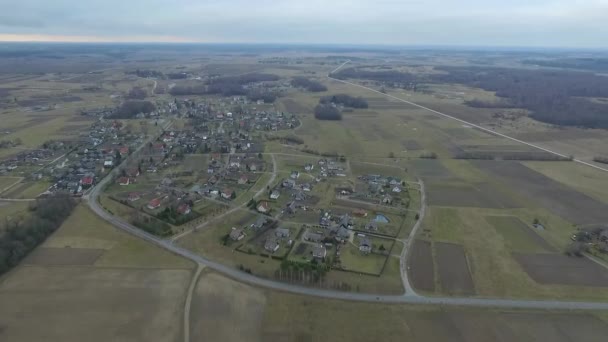 Voo Sobre Cidade Pequena — Vídeo de Stock