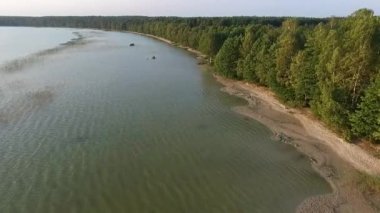 Lake Forest yakınındaki üzerinde uçuş