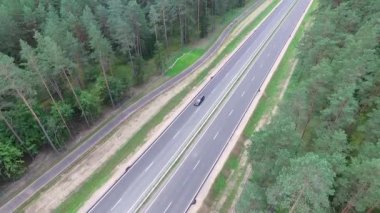 Panorama Forest yakınındaki karayolu üzerinde